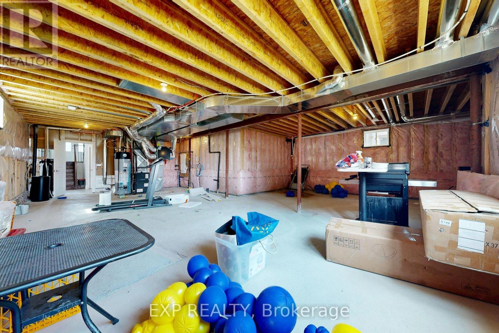 7 SWAMP SPARROW COURT - 44