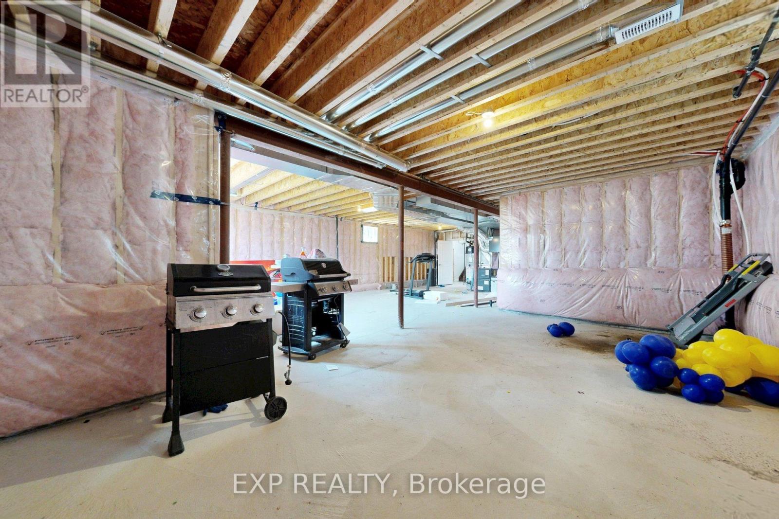 7 SWAMP SPARROW COURT - 46