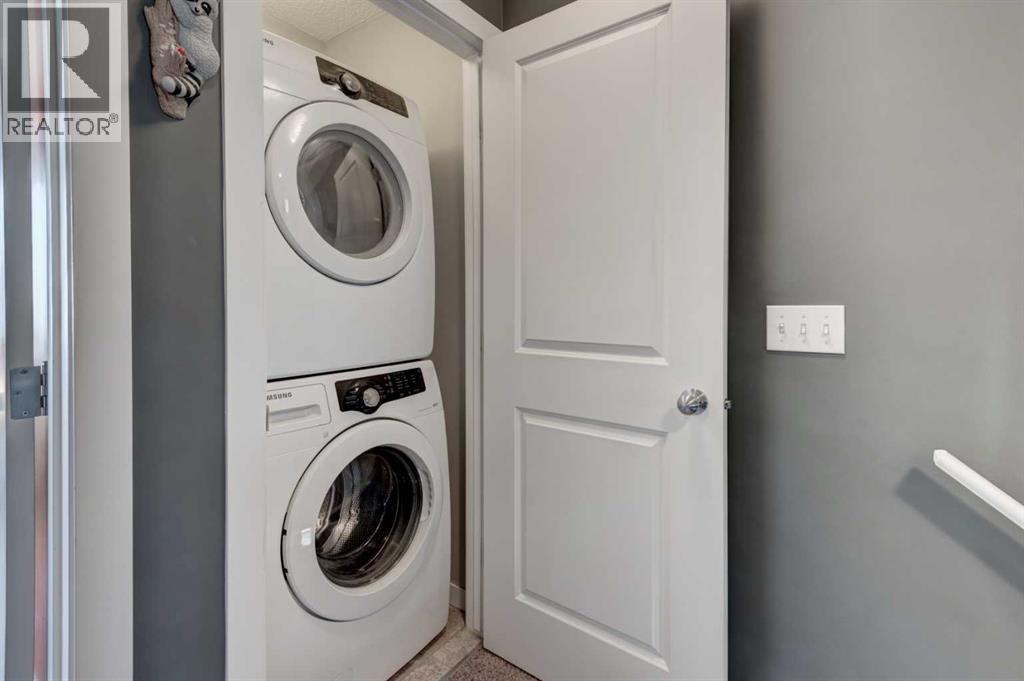 Upper level laundry