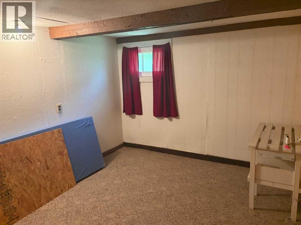 basement office
