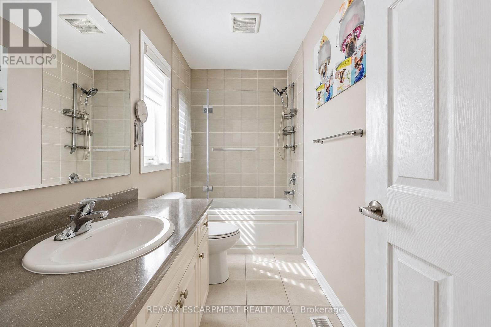 44 STILLWATER CRESCENT - 11