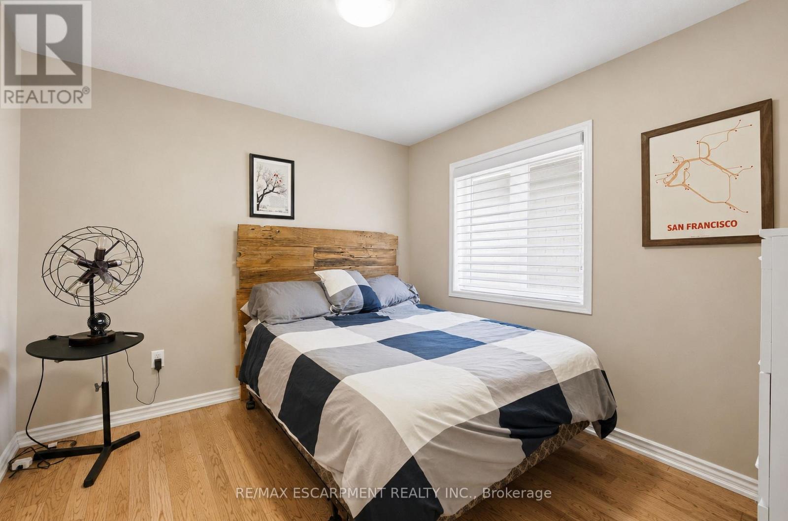 44 STILLWATER CRESCENT - 16