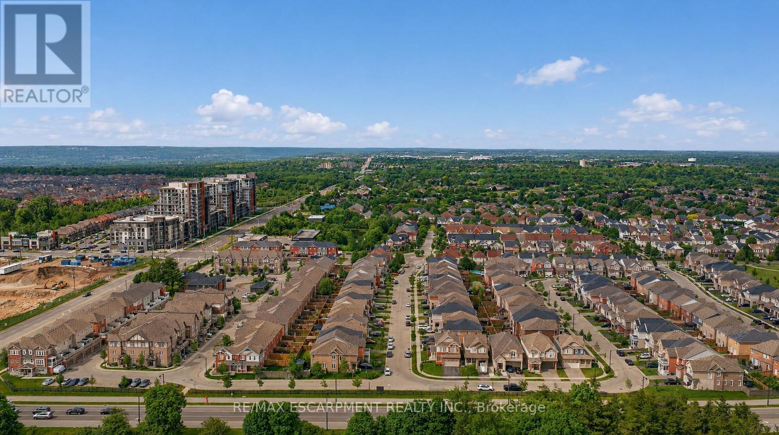 44 STILLWATER CRESCENT - 26