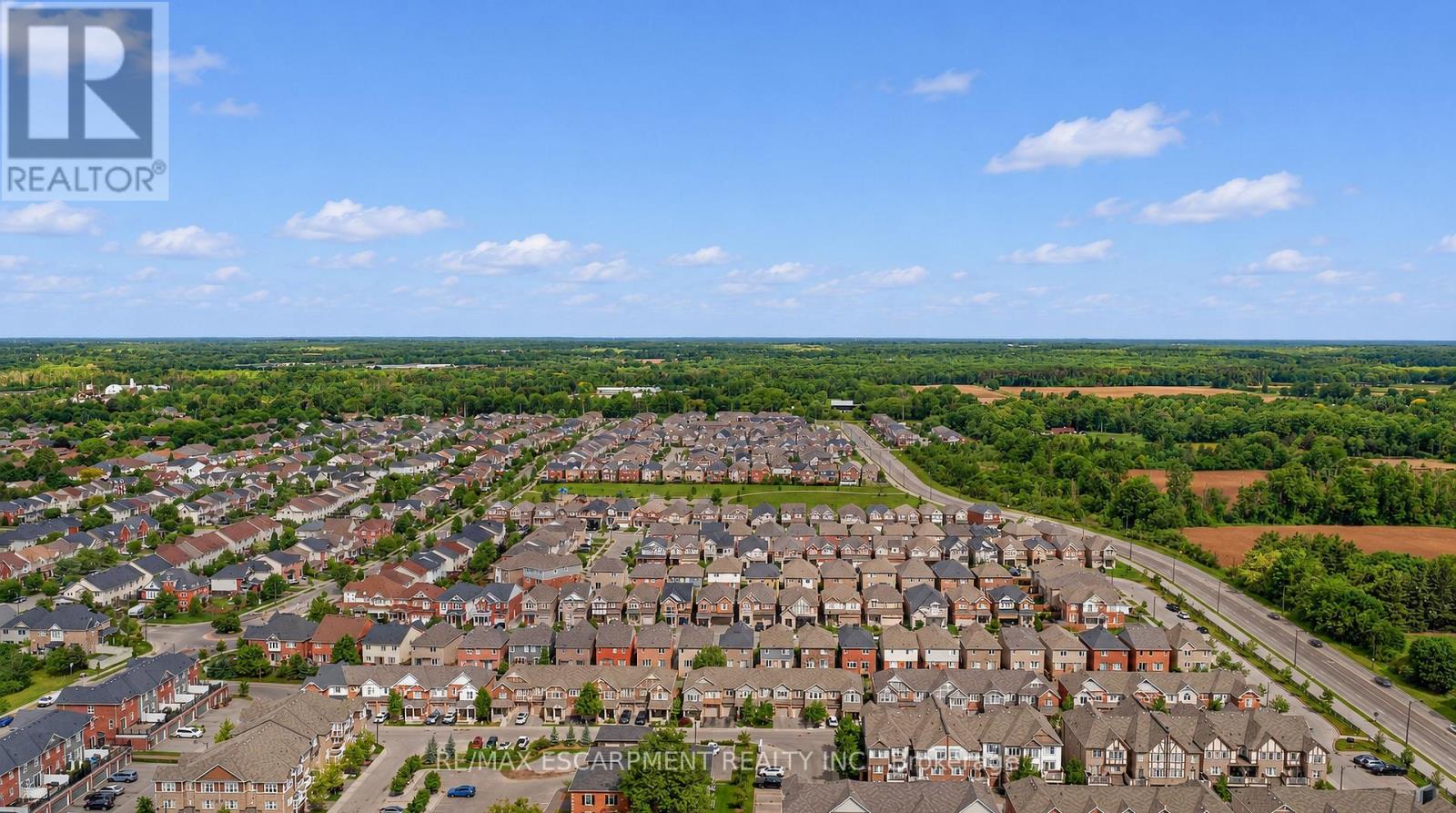 44 STILLWATER CRESCENT - 28