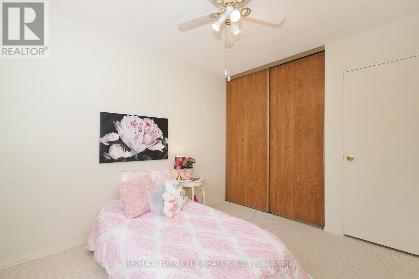 #265 40 TANNERY STREET E - 24