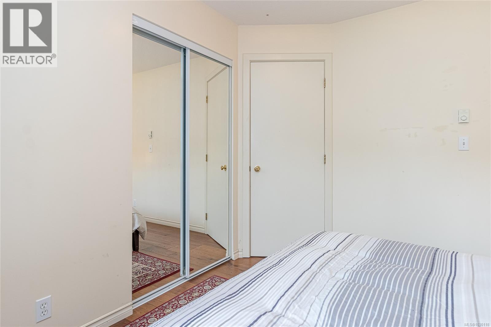 3043 Raymur Pl - 34