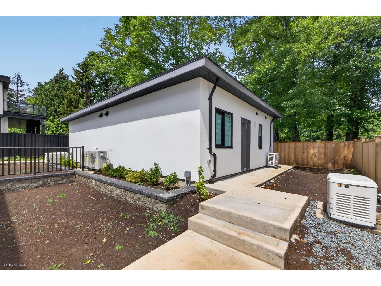 11917 CHALMER Place, Delta
