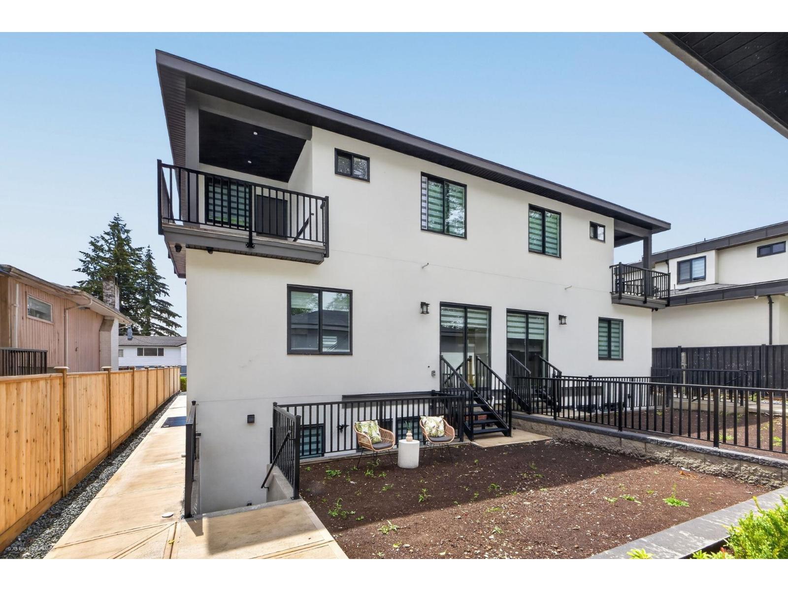 11917 CHALMER Place, Delta