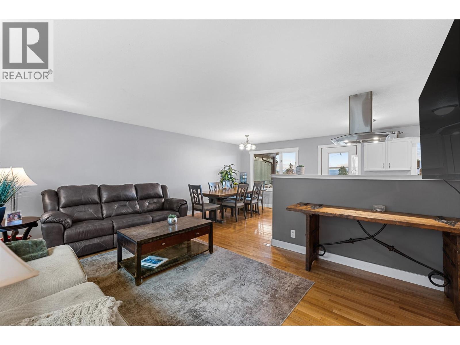 6047 Turner Avenue, Peachland