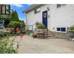  2447 Margaret Road, West Kelowna