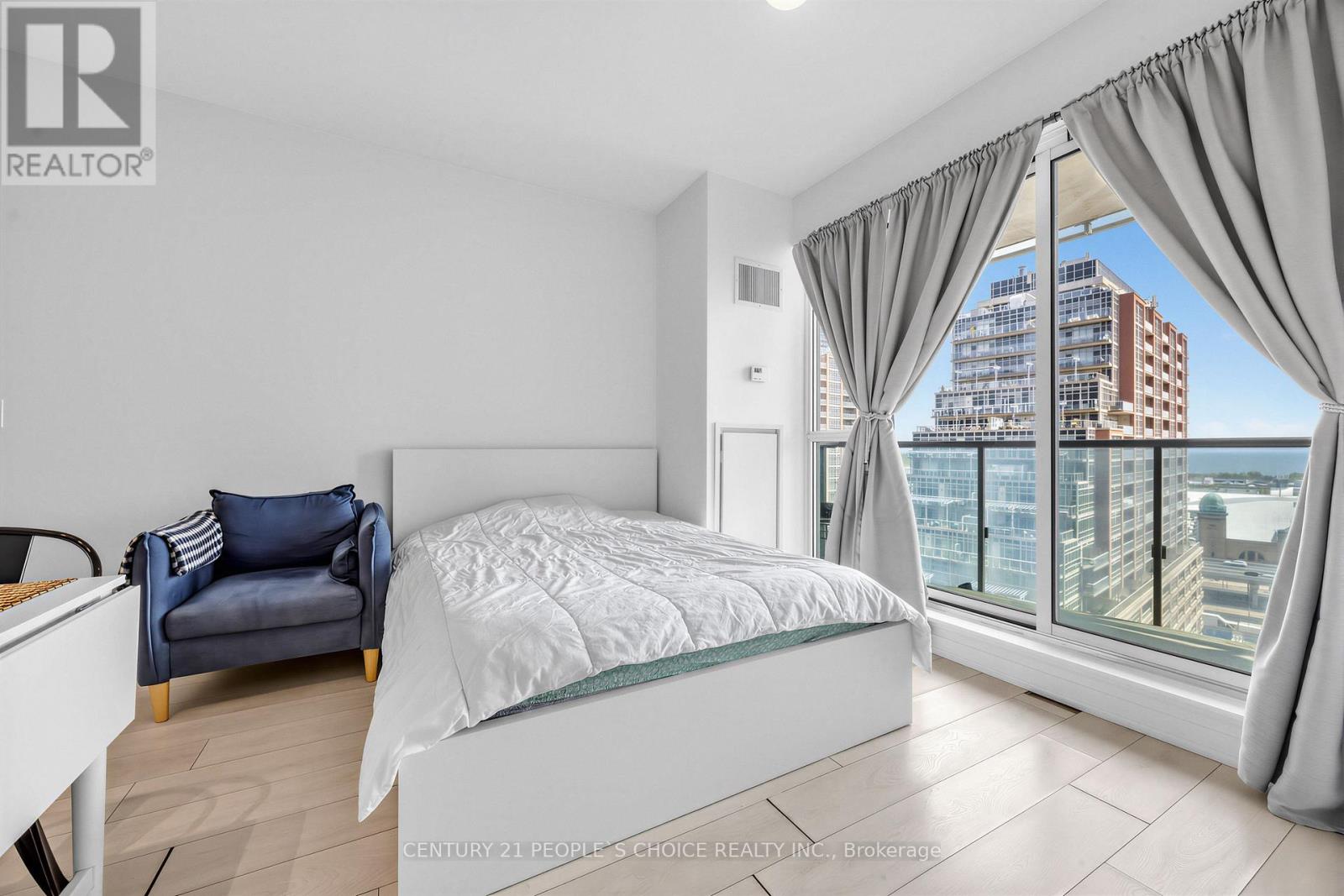 #1508 150 EAST LIBERTY STREET - 17