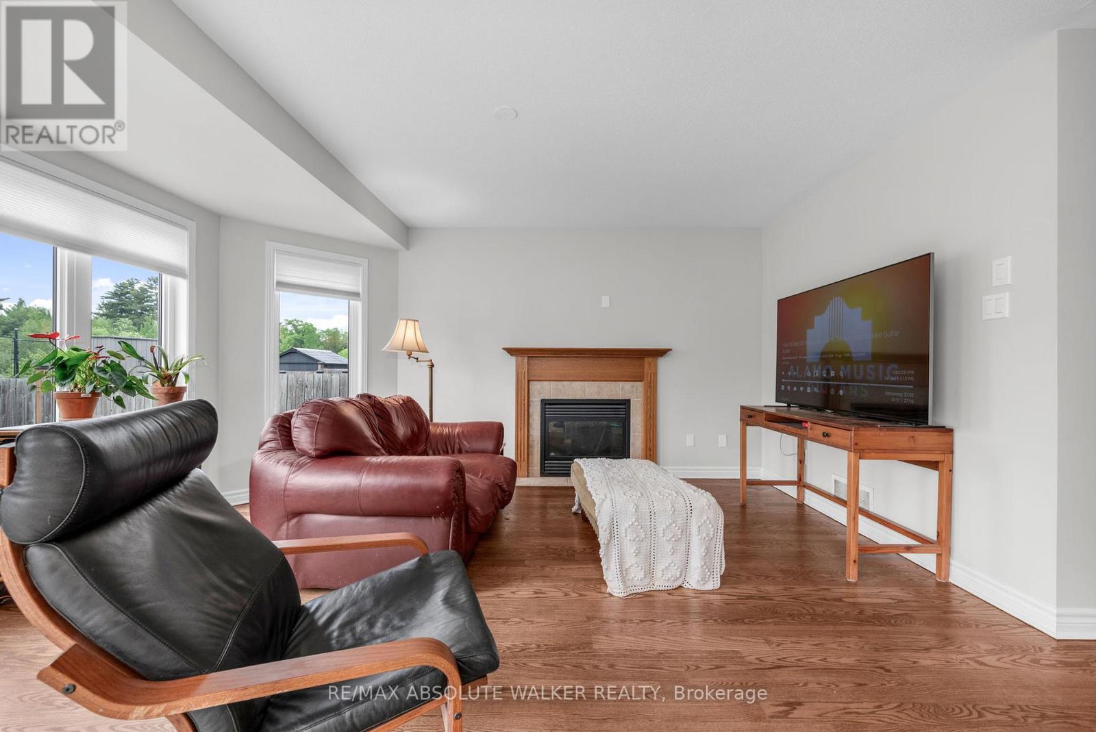 4 Bed, 4 Bath House for Sale in Ottawa – 2351 GLANDRIEL CRESCENT, Ottawa – MLS# X13247388 - Image 12