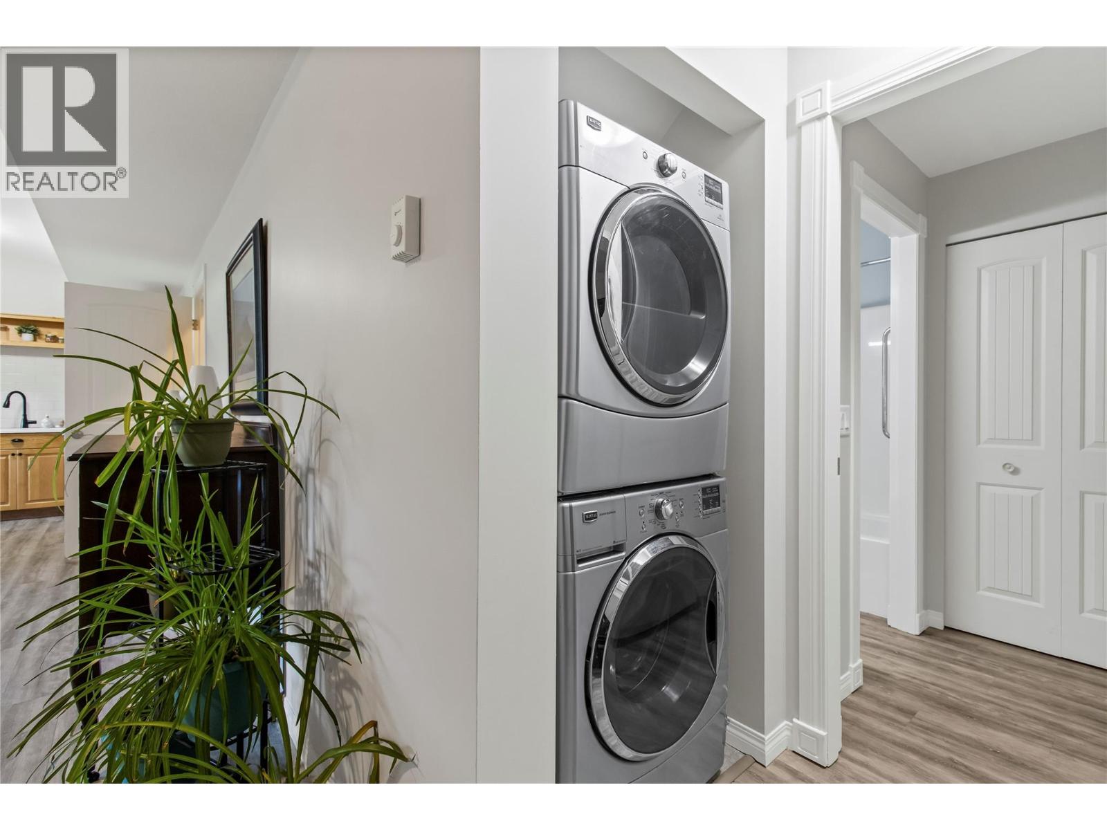 2422 Waverly Drive - 52