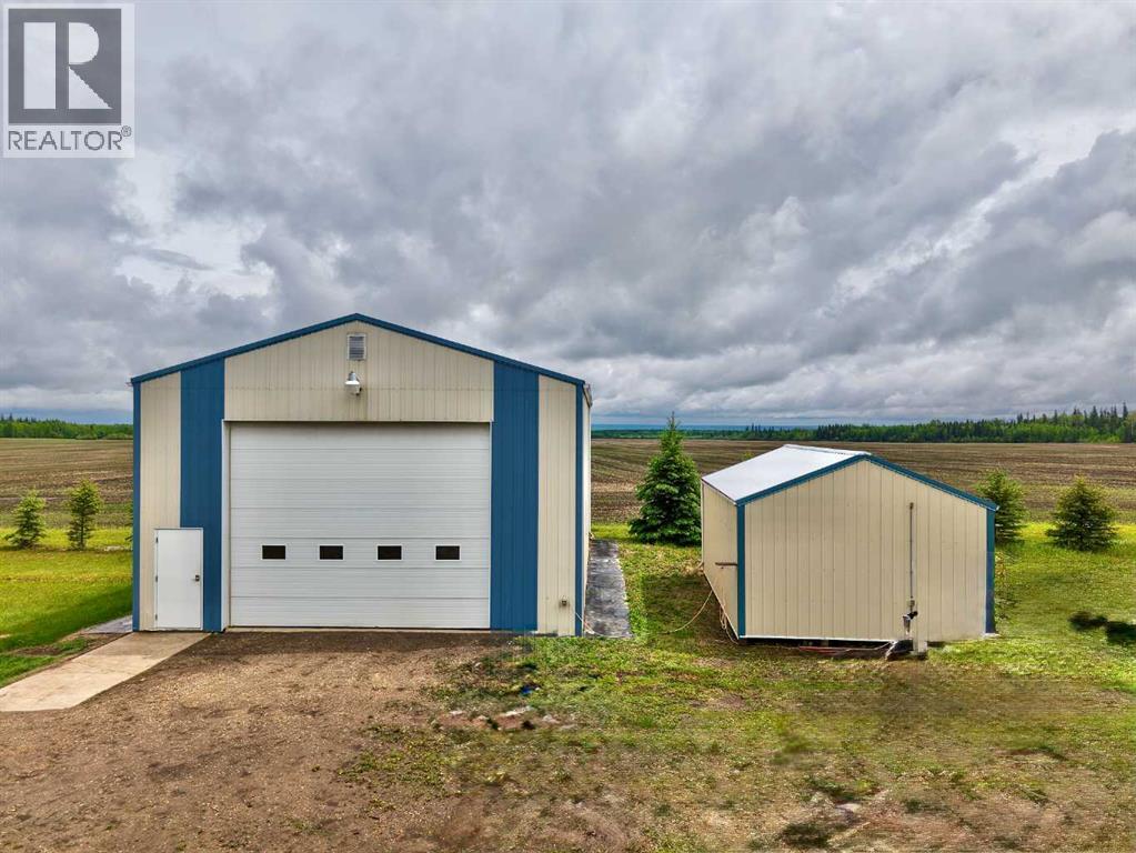 861023 Range Road 214 - photo 4