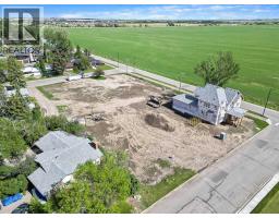 1033 8 Street SW, High River — photo 5