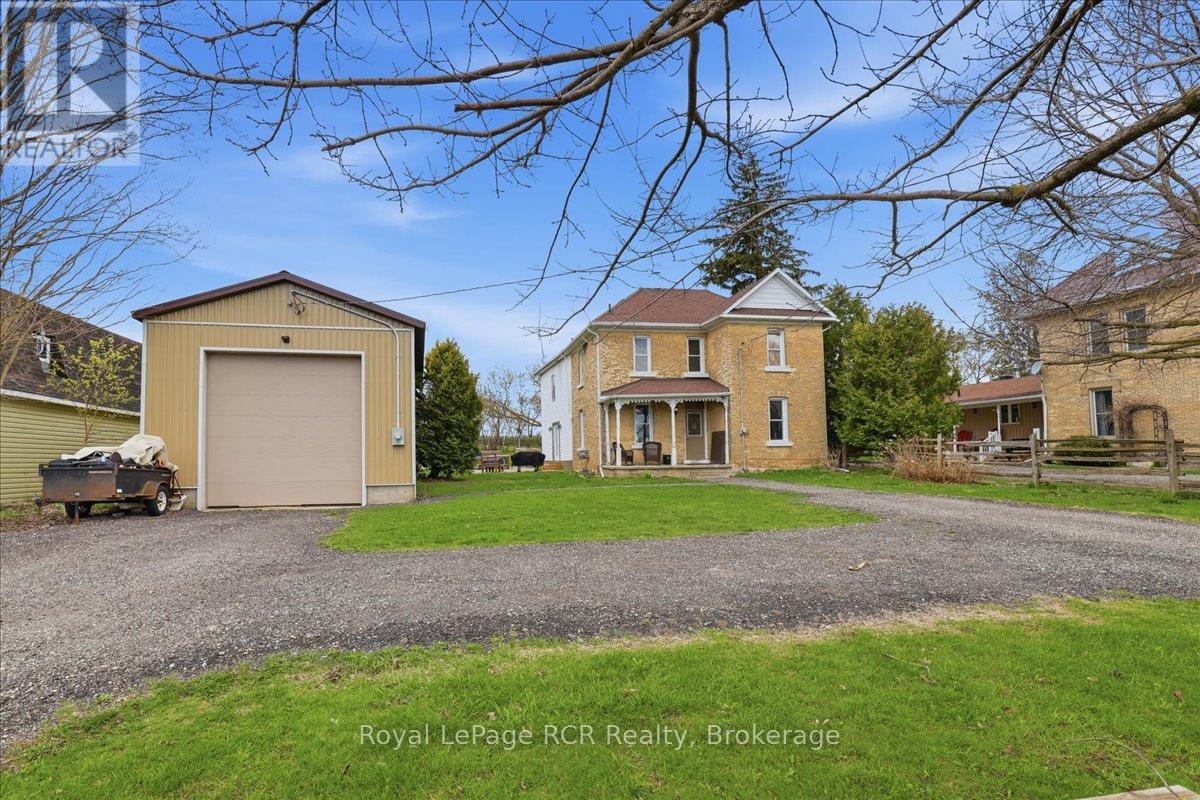 392010 GREY ROAD 109 - 1