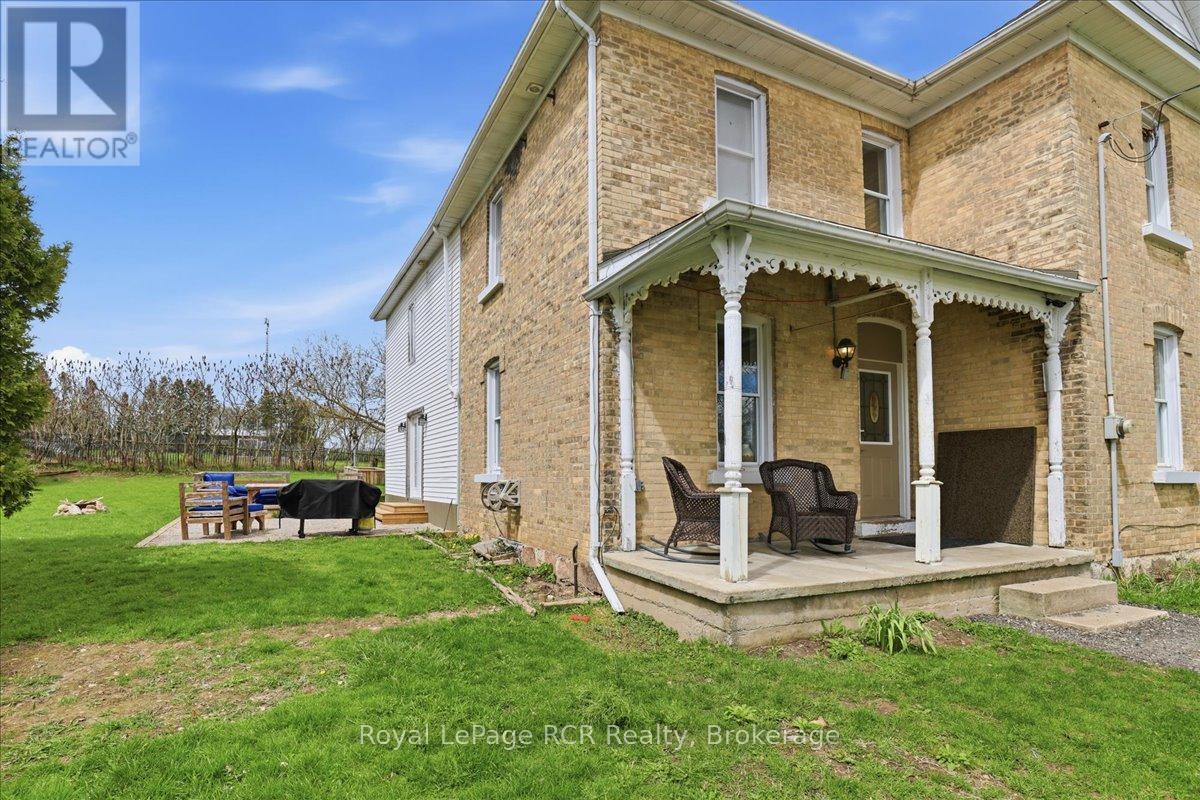 392010 GREY ROAD 109 - 4