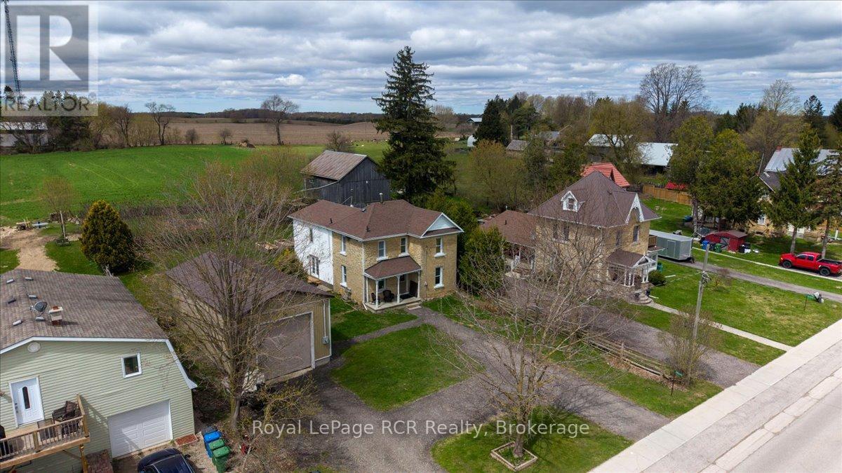 392010 GREY ROAD 109 - 40