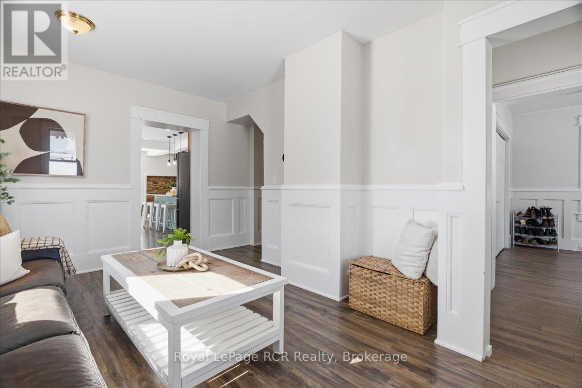 392010 GREY ROAD 109 - 8