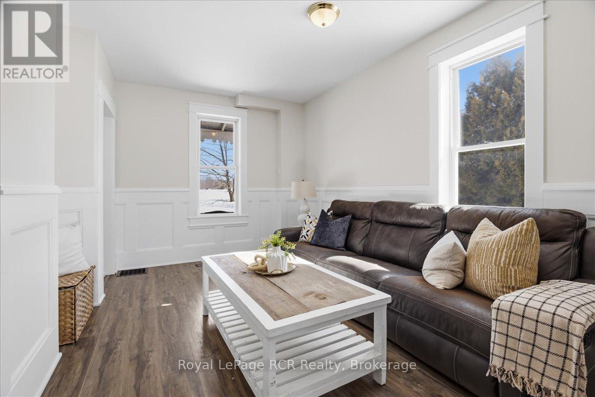 392010 GREY ROAD 109 - 9