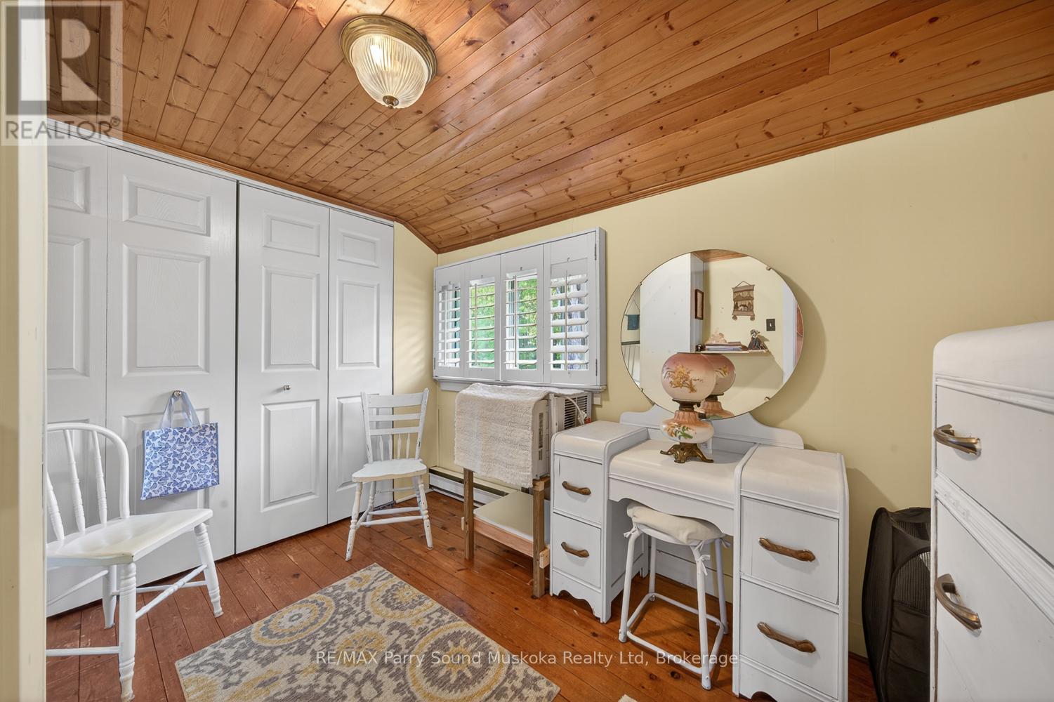 203 HORSESHOE LAKE ROAD - 36