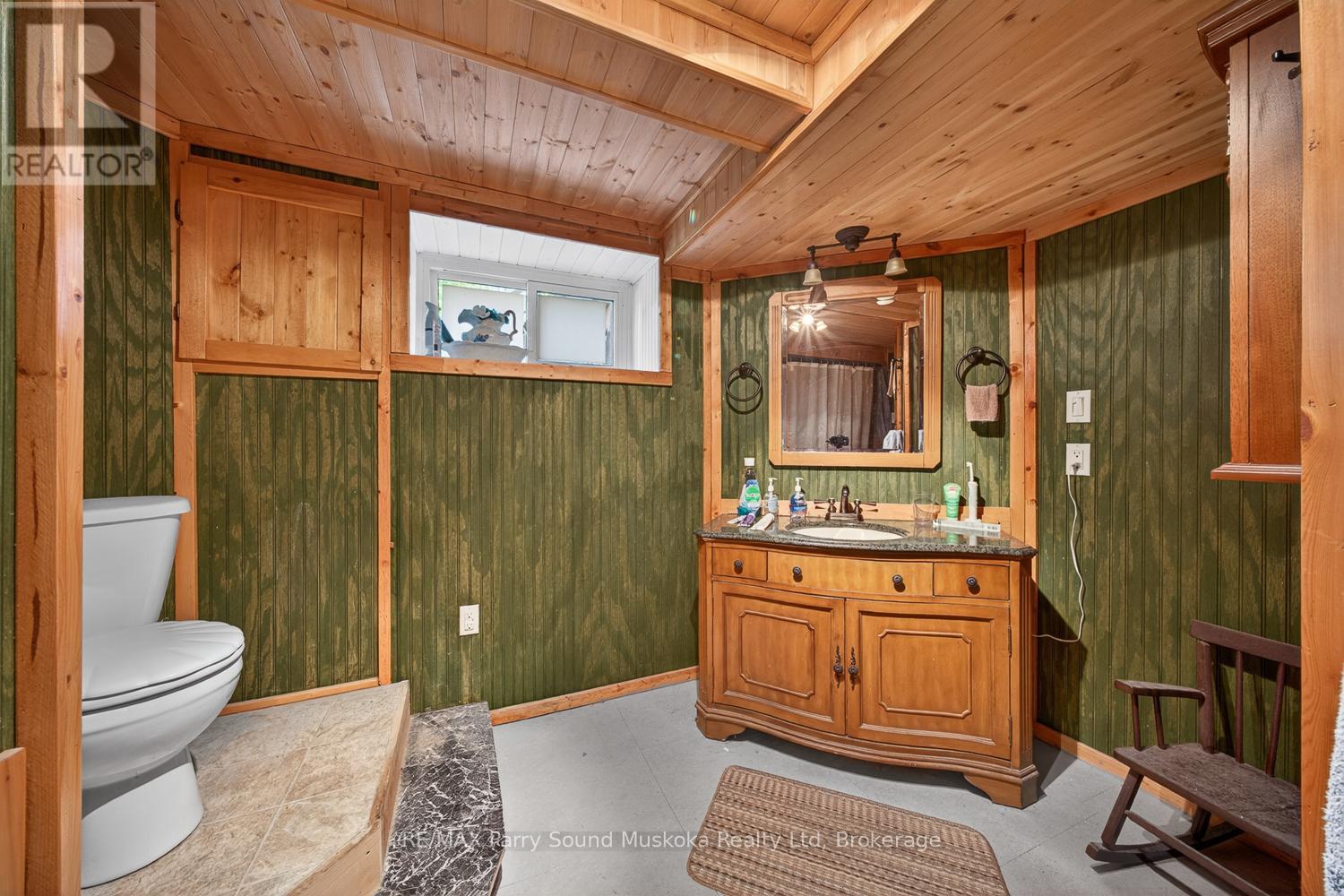 203 HORSESHOE LAKE ROAD - 43