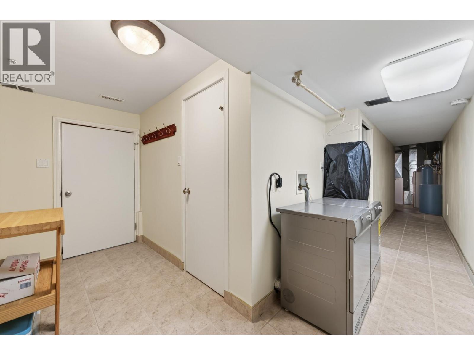 46300 Sea to Sky  99 North Highway, Lillooet