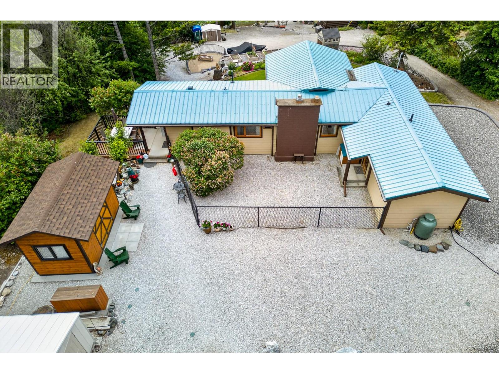46300 Sea to Sky  99 North Highway, Lillooet