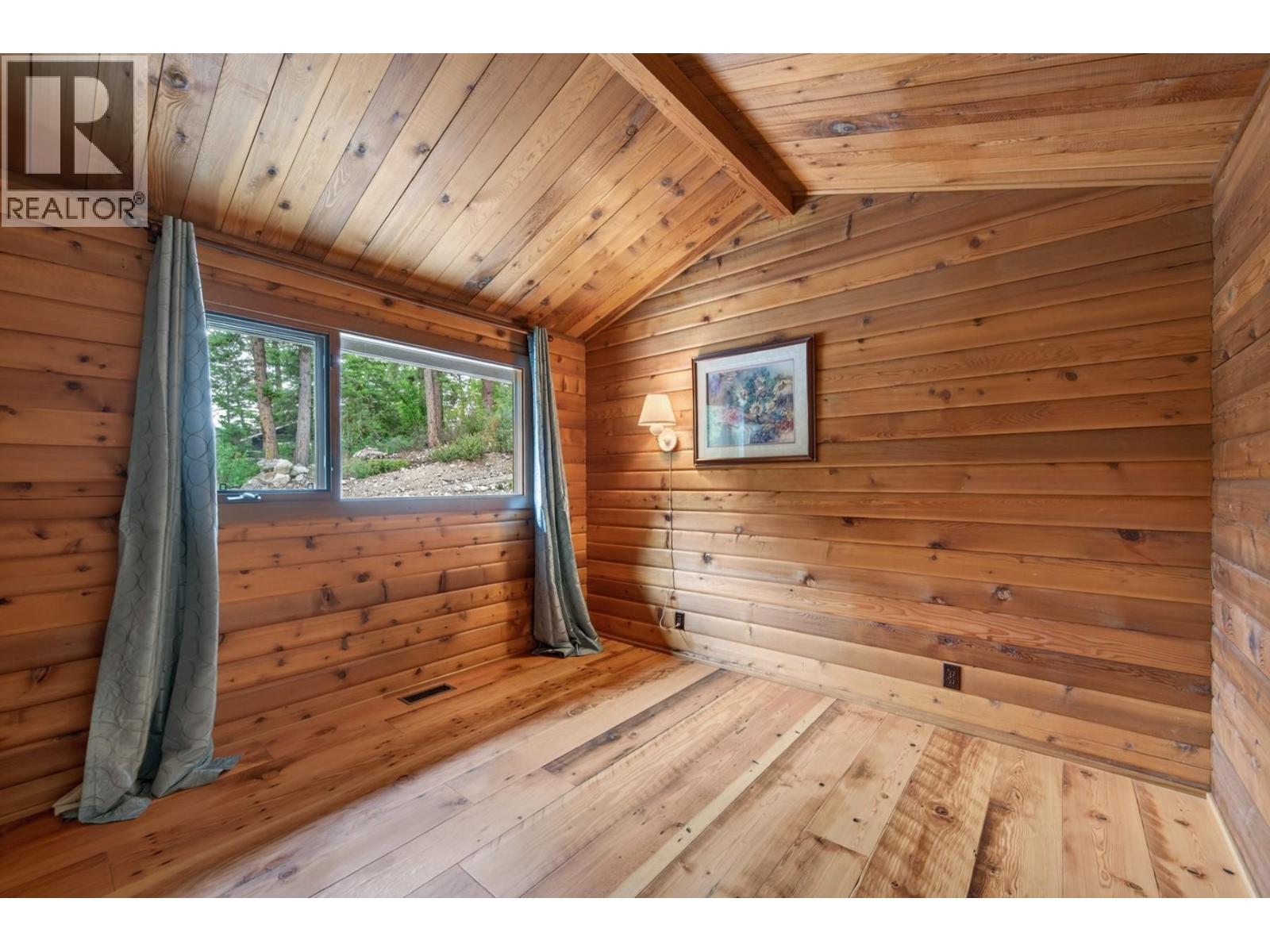 46300 Sea to Sky  99 North Highway, Lillooet