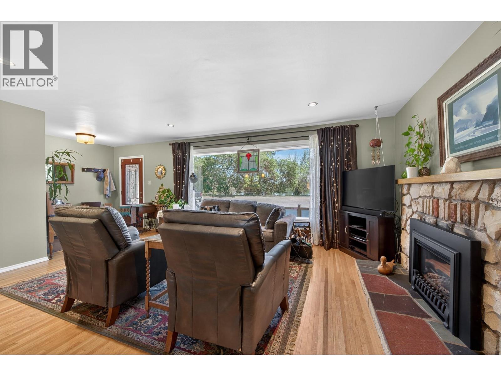 237 Schubert Drive - 6
