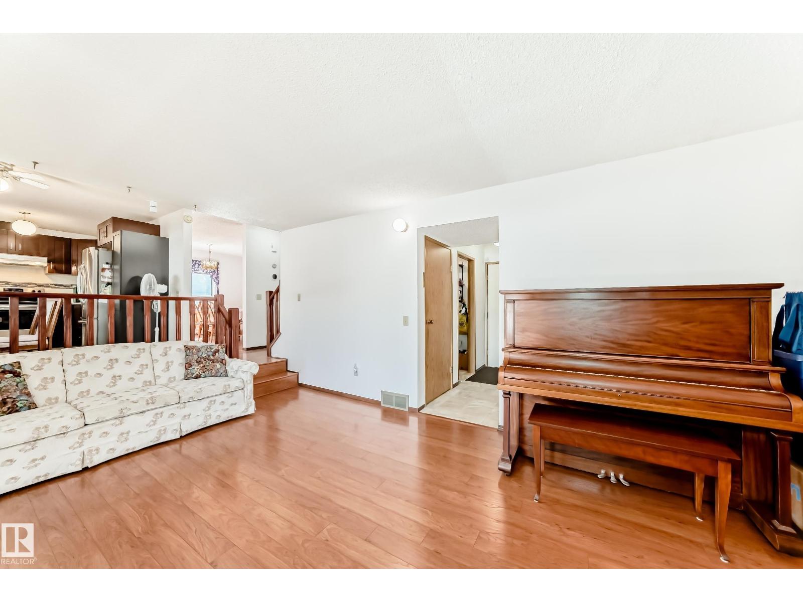 3933 103B ST NW — photo 19