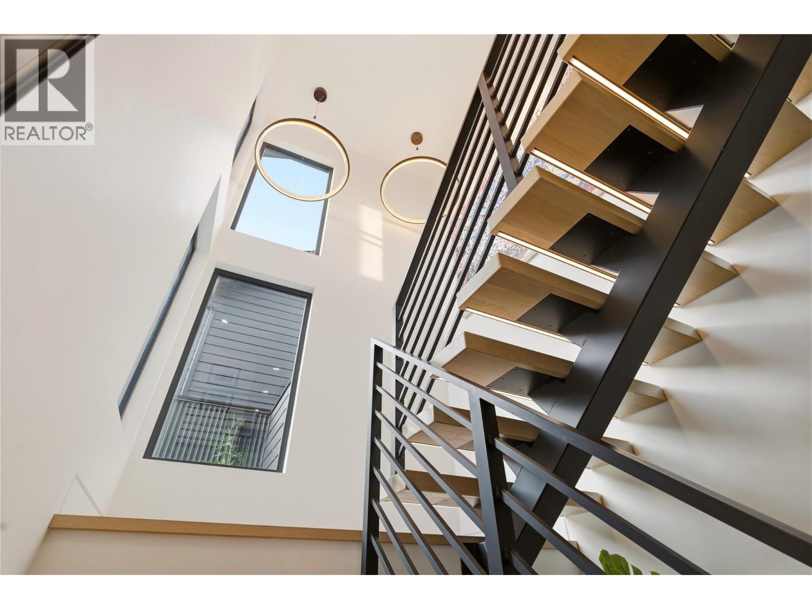 267 Lake Avenue, Kelowna