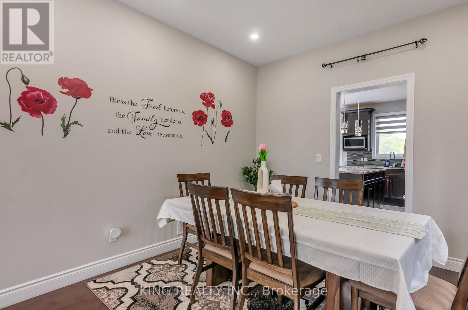 333 MASTERS DRIVE - 12