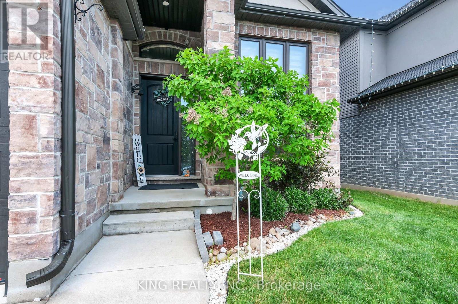 333 MASTERS DRIVE - 5