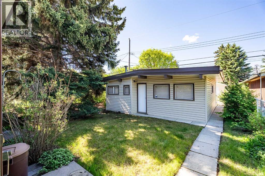 3227 Boulton Road NW — photo 32