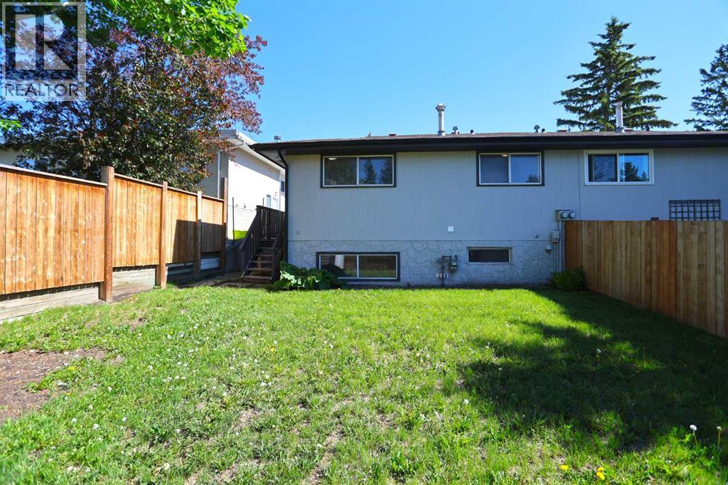5417 Dalrymple Crescent NW - photo 3