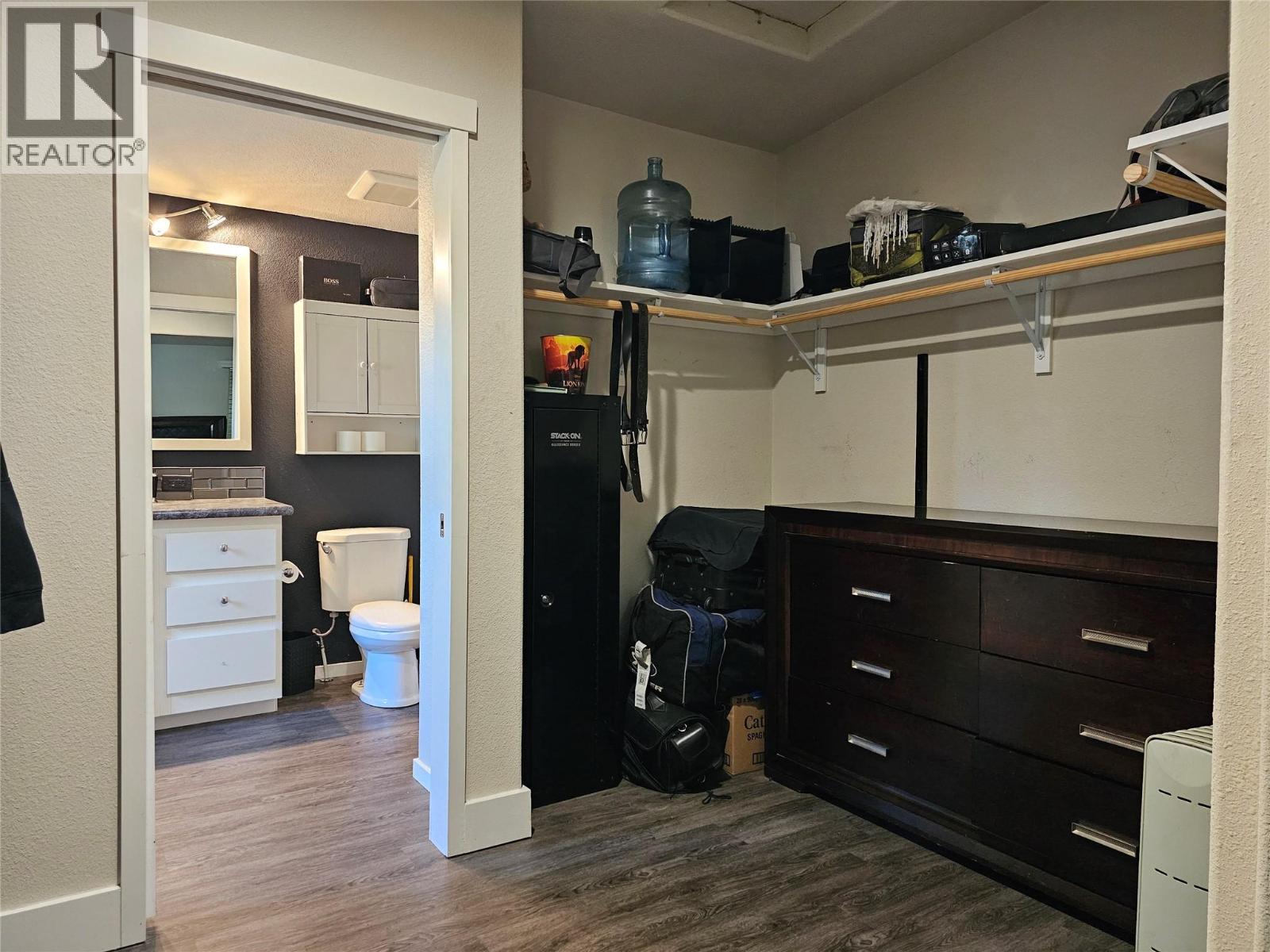 2385 Eva Road - 31