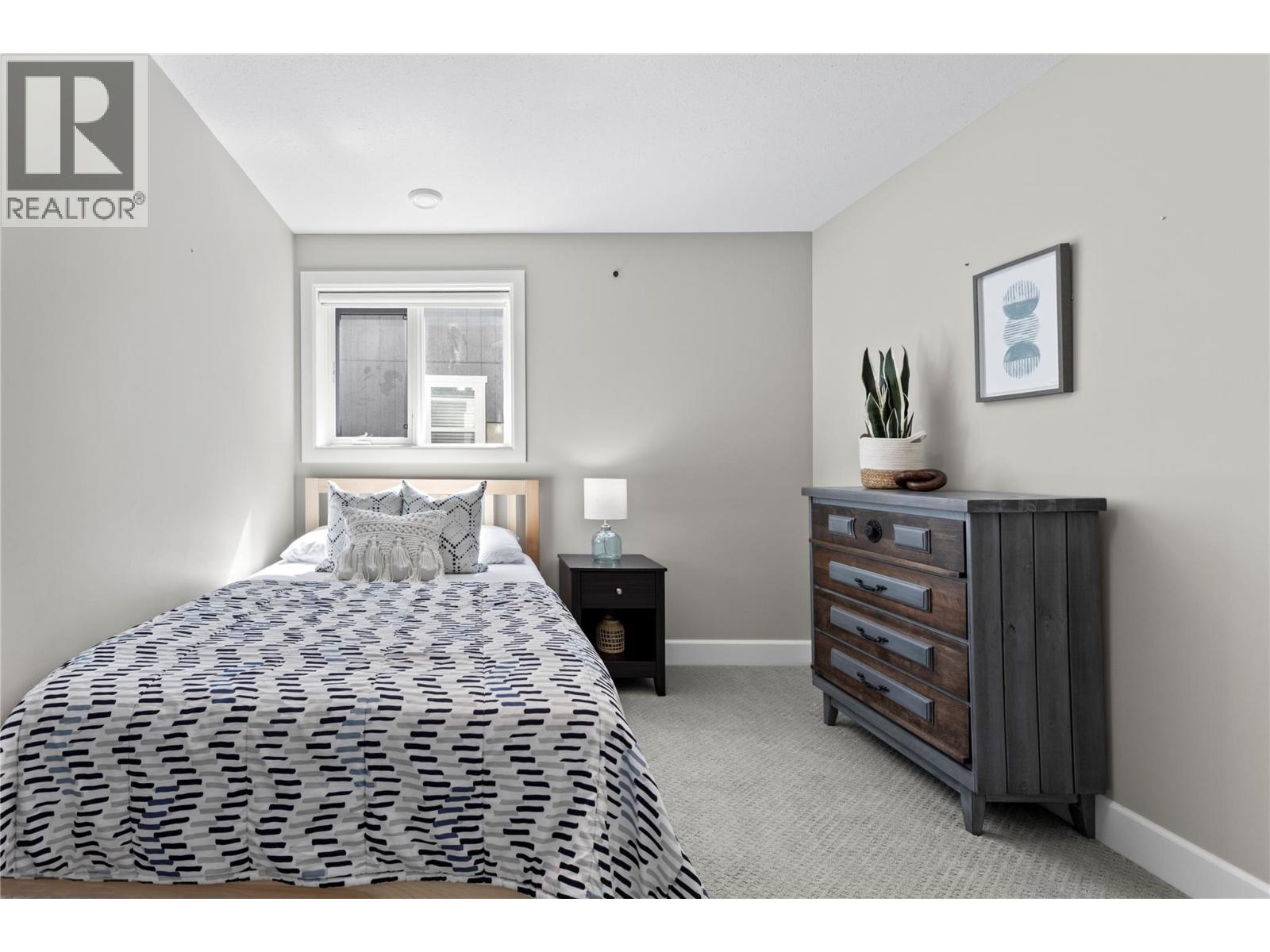 6421 Eagle Bay Road Unit# 13, Eagle Bay