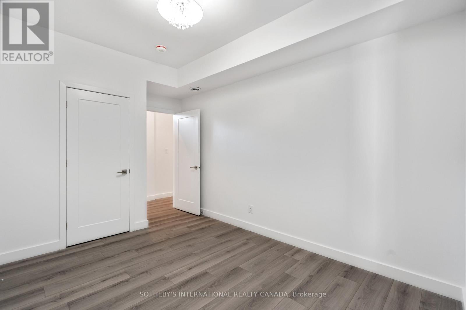 288 DUNCAIRN AVENUE - 11