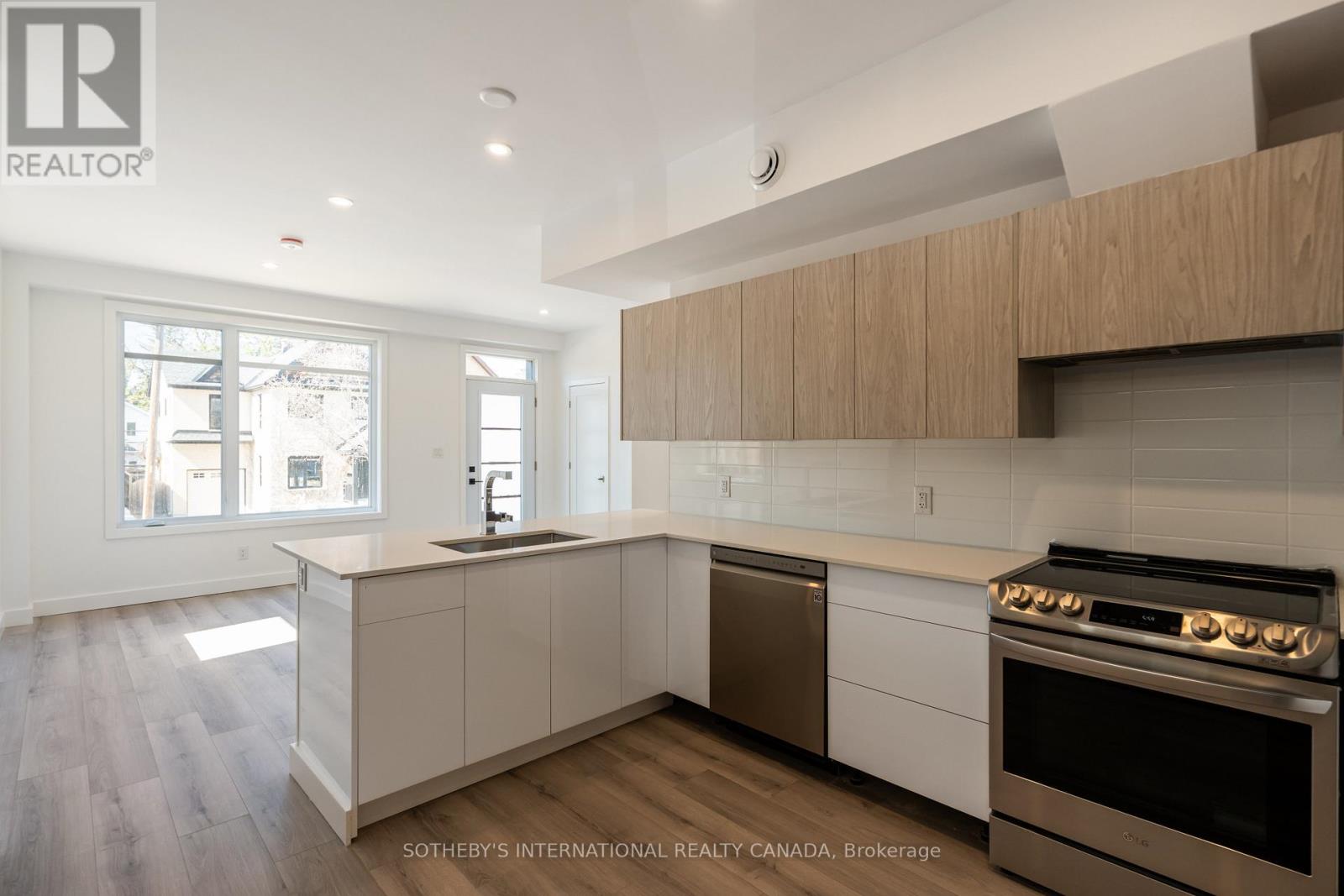 288 DUNCAIRN AVENUE - 14