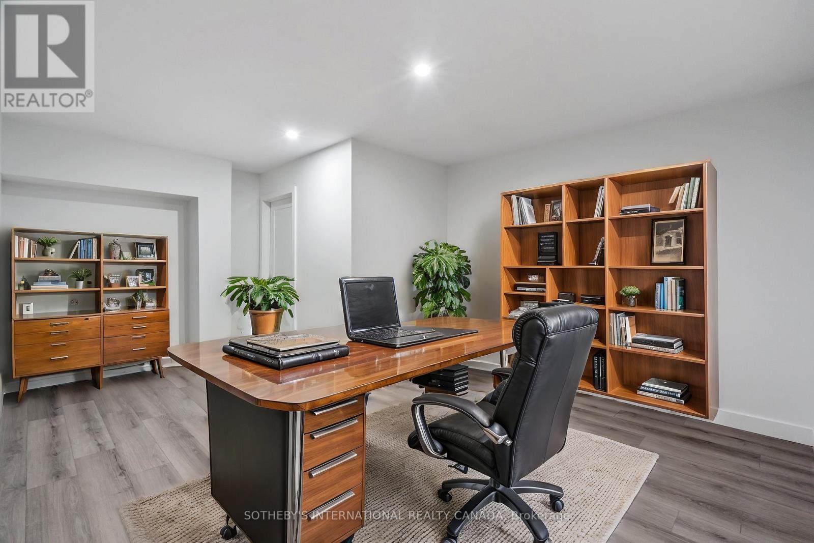 288 DUNCAIRN AVENUE - 23