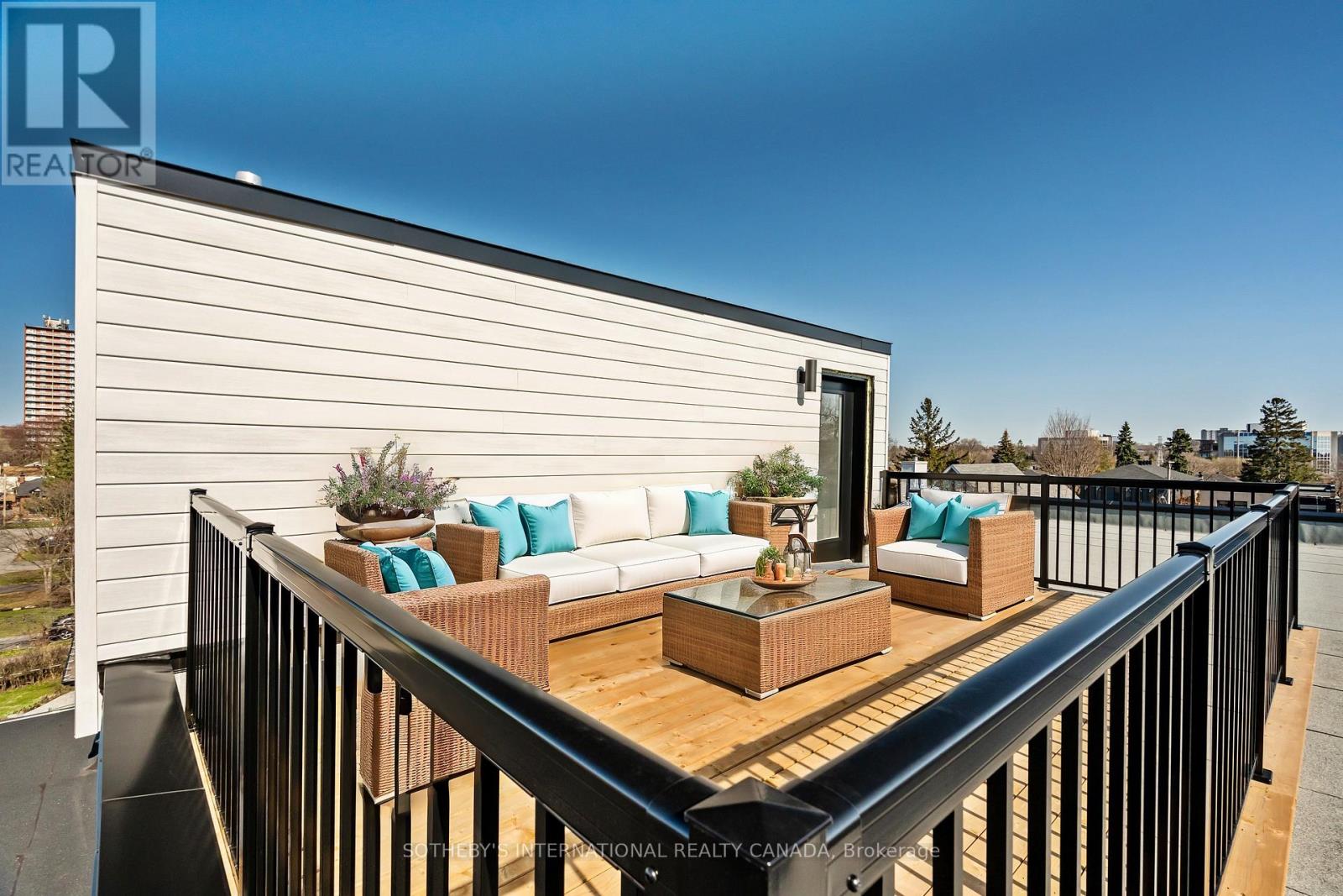288 DUNCAIRN AVENUE - 24