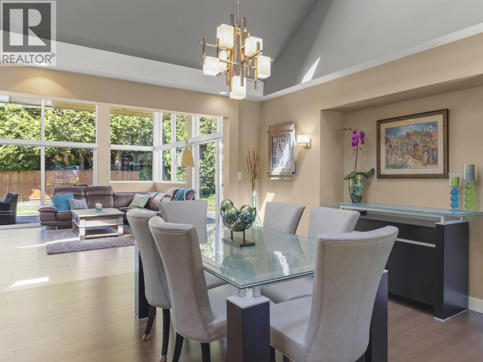 12 SENNOK CRESCENT, Vancouver