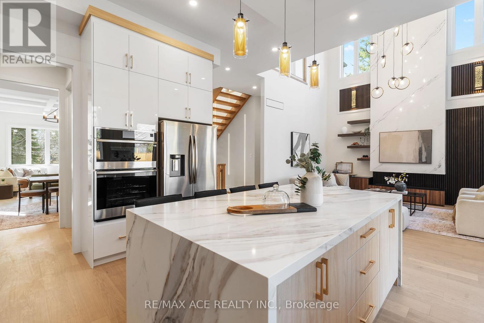 5 LARWOOD BOULEVARD - 10