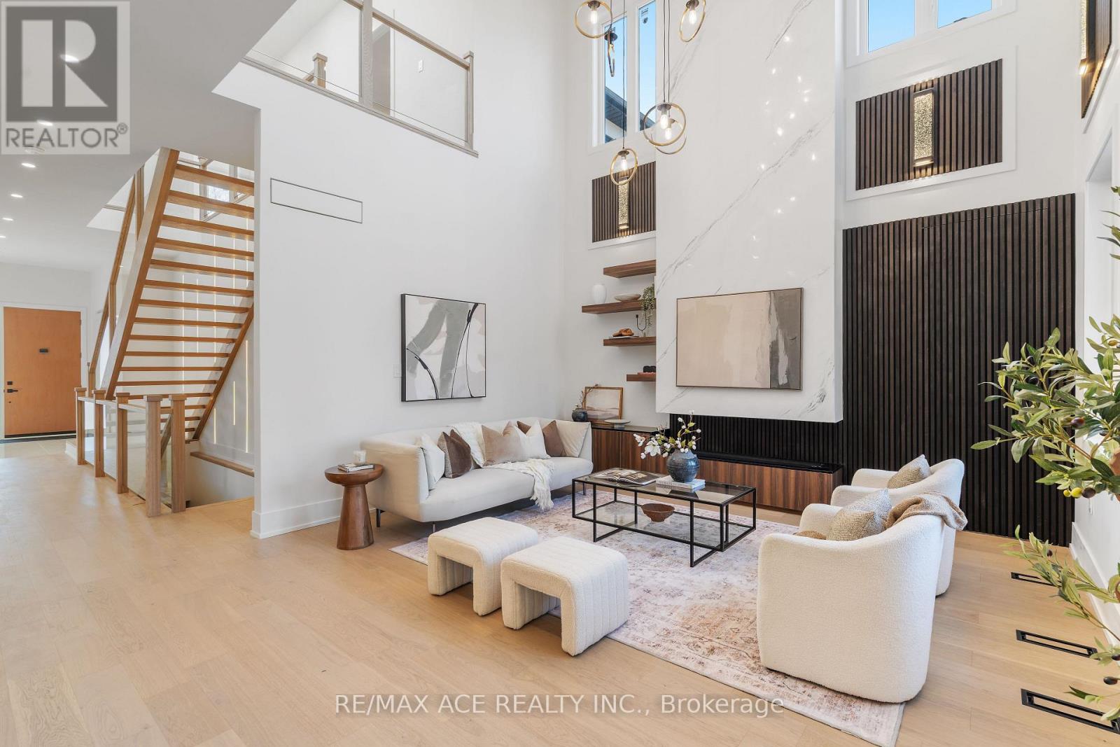 5 LARWOOD BOULEVARD - 11