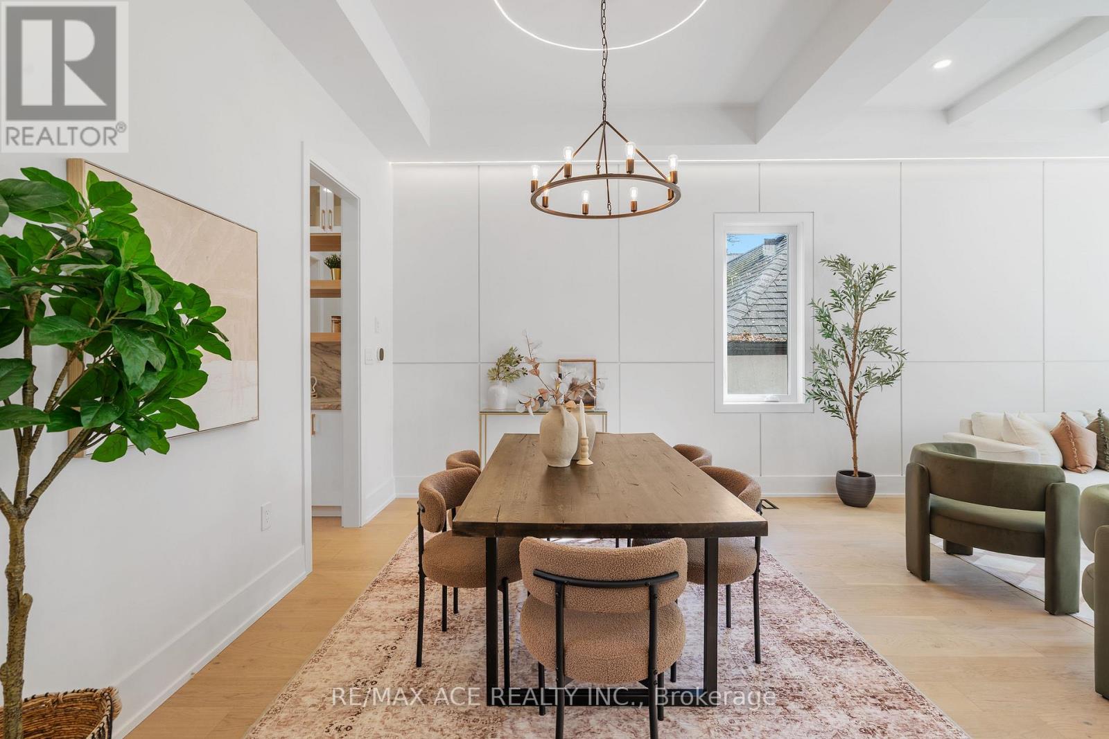 5 LARWOOD BOULEVARD - 15