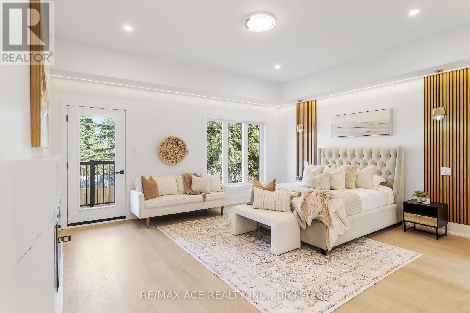 5 LARWOOD BOULEVARD - 27