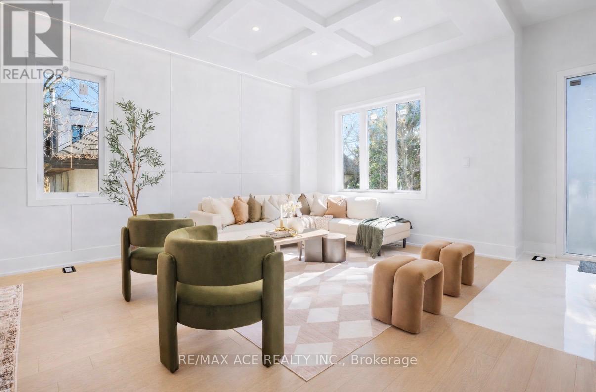 5 LARWOOD BOULEVARD - 5