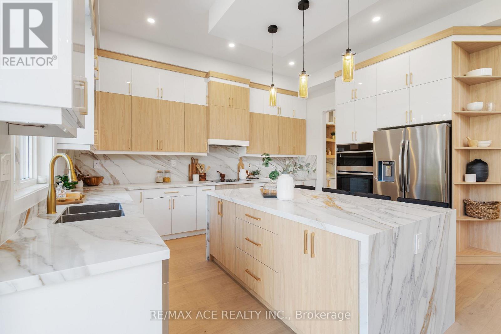 5 LARWOOD BOULEVARD - 9