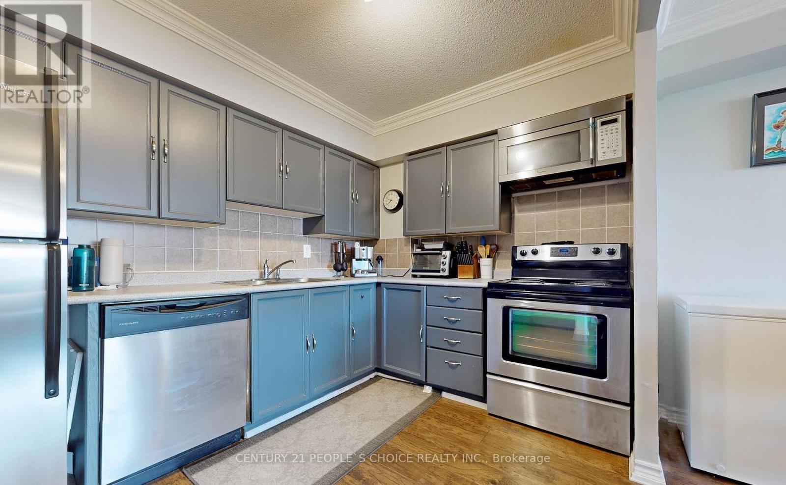 #909 250 DAVIS DRIVE - Image 11